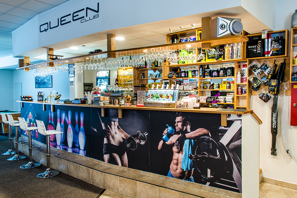 bar
